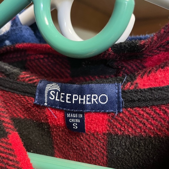 Sleephero men’s SMALL onesie zip up the front, footless pajamas. Red and black - Picture 3 of 3